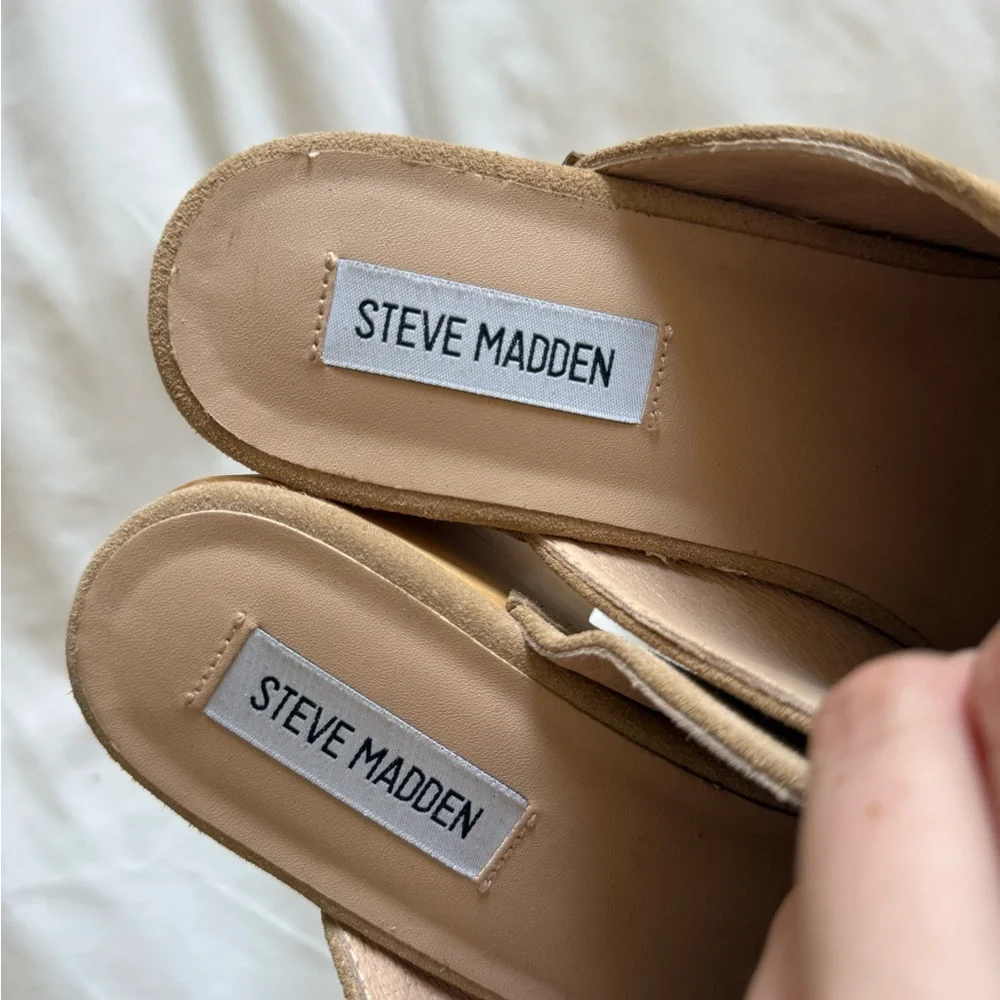 Steve Madden Suede Clogs - Picture 3 of 3